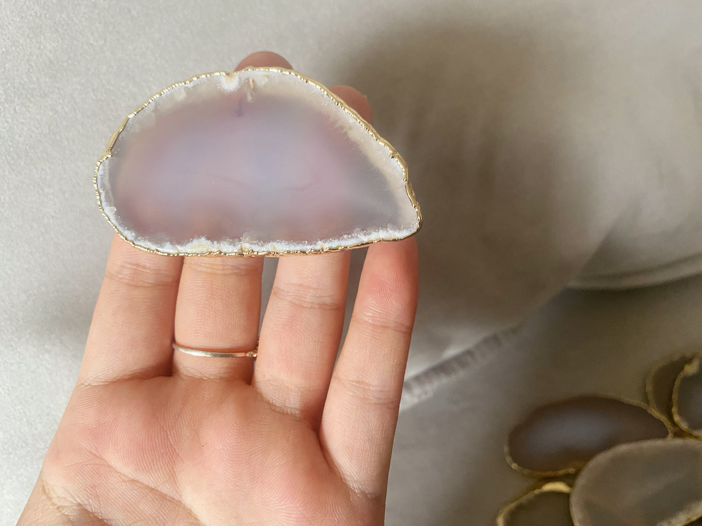 2.5"-3.5" Blank Grey White Agate Slices for DIY Calligraphy & Crafts Wedding Place Cards
