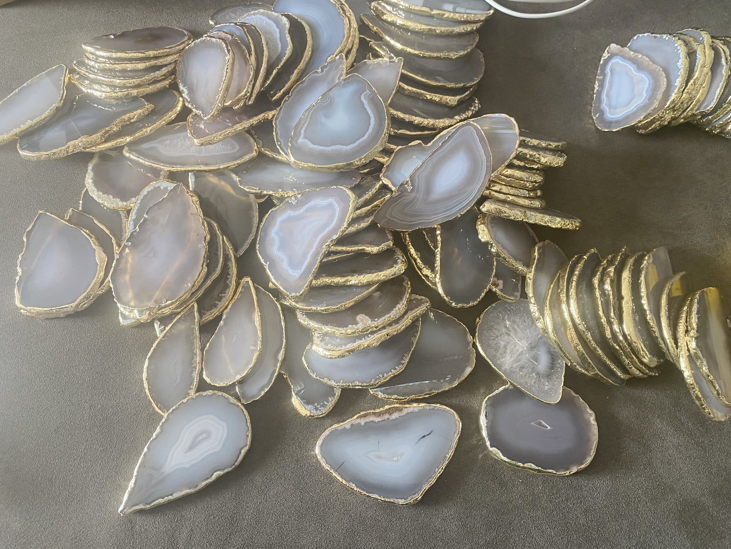 2.5"-3.5" Blank Grey White Agate Slices for DIY Calligraphy & Crafts Wedding Place Cards